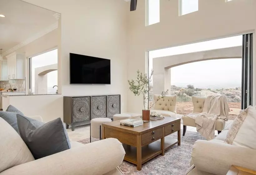 Malbec By Avantstay Incredible Estate W Panoramic Views Bocce Ball Court