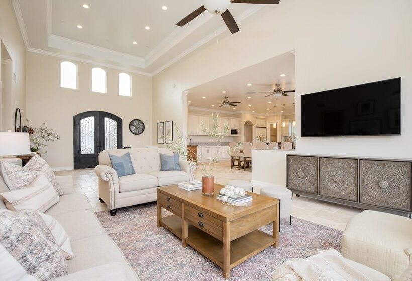 Malbec By Avantstay Incredible Estate W Panoramic Views Bocce Ball Court