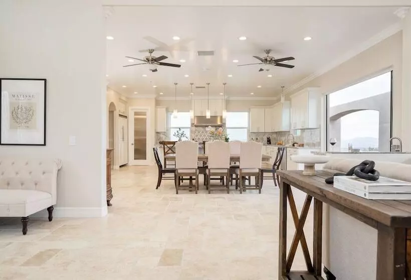 Malbec By Avantstay Incredible Estate W Panoramic Views Bocce Ball Court