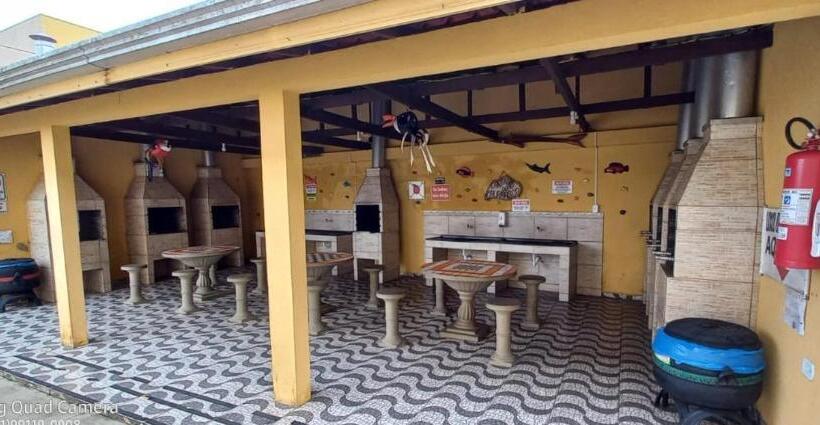 Matinhos 150 Metros Da Praia