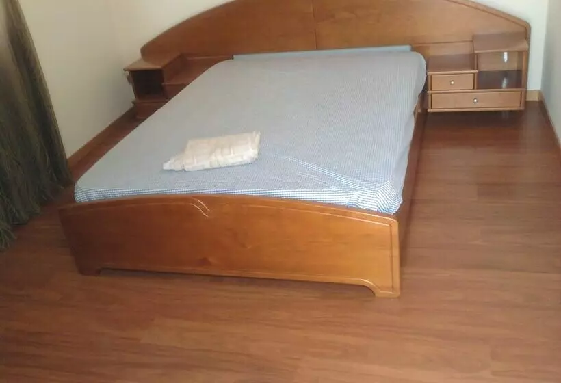 Apartamentos Santiago   Maio