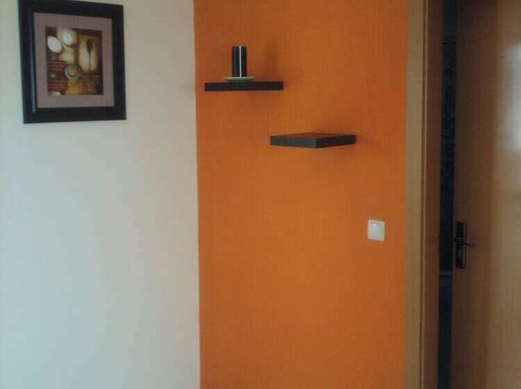 Apartamentos Santiago   Maio
