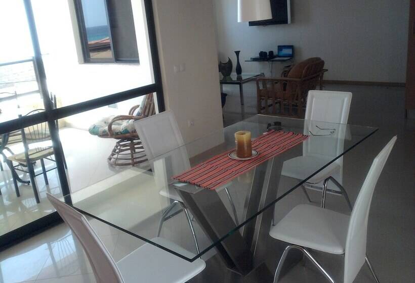 Apartamentos Santiago   Maio