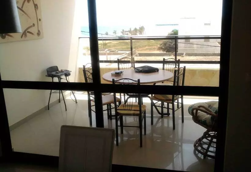 Apartamentos Santiago   Maio
