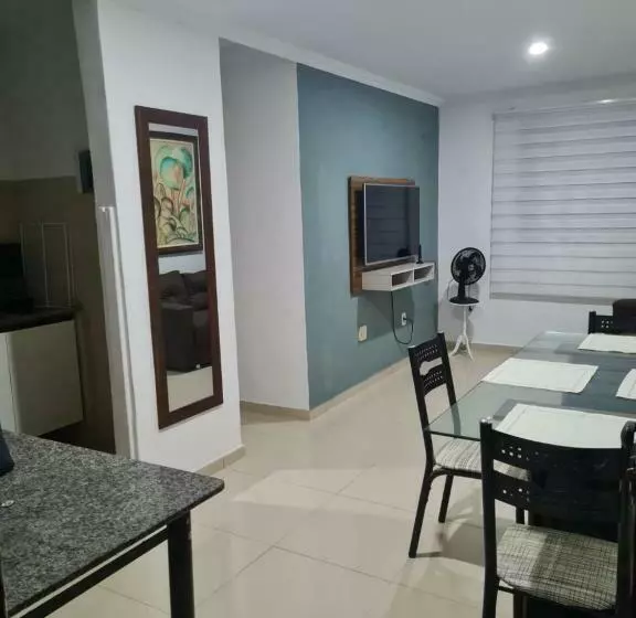 Apartamento Inteiro De 3 Quartos Estacionamento Grátis
