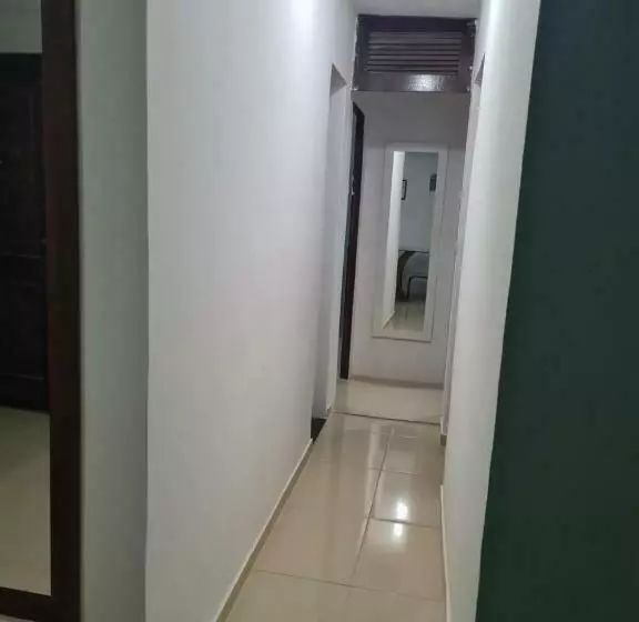 Apartamento Inteiro De 3 Quartos Estacionamento Grátis