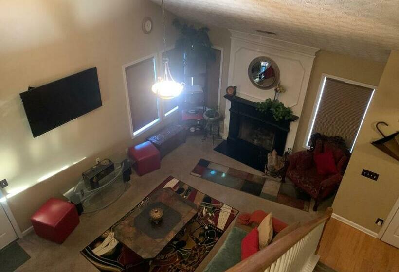 Captivating Home Near Downtown Atl