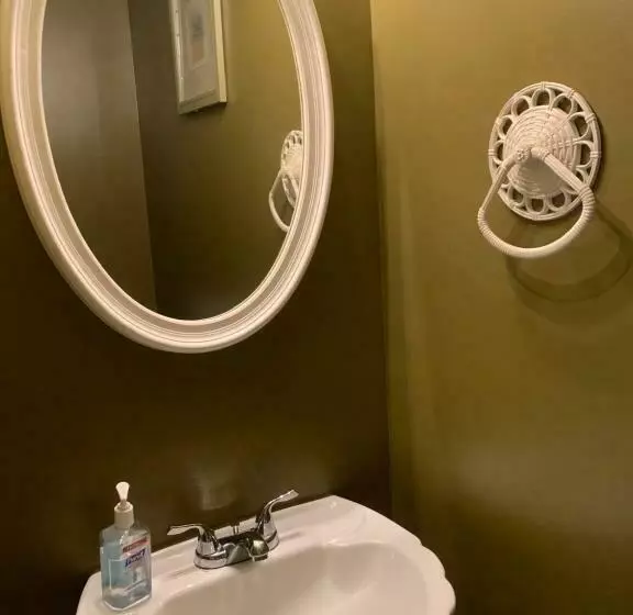 Captivating Home Near Downtown Atl