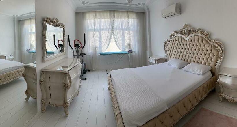 Konyaaltı Plajına 10 Dakika Kral Dairesi