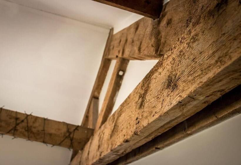 Beautiful 1 Bed Apartment In Central Ulverston