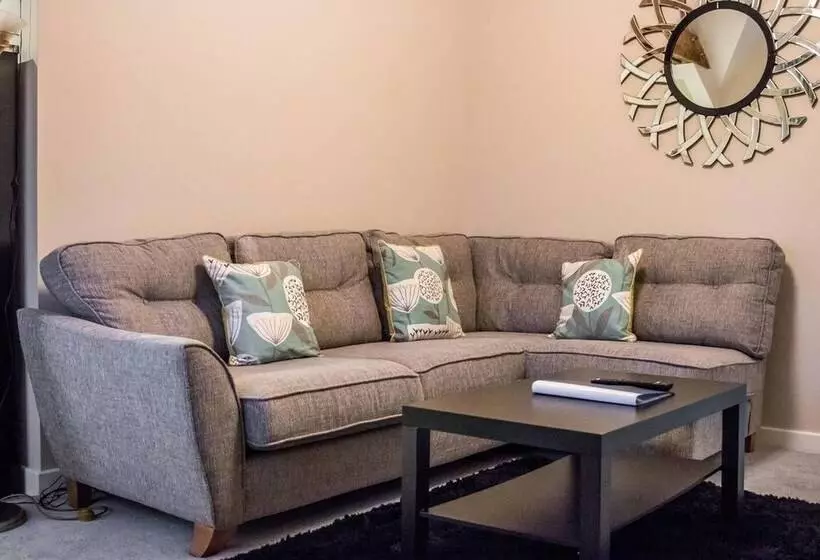 Beautiful 1 Bed Apartment In Central Ulverston