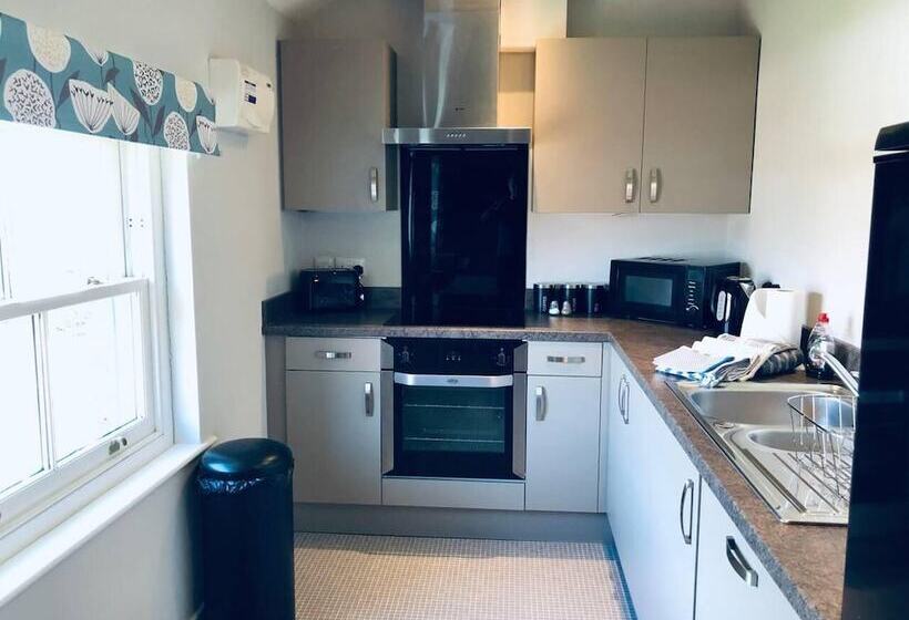 Beautiful 1 Bed Apartment In Central Ulverston