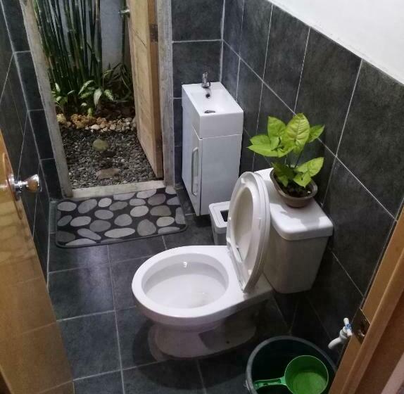 Cozy 1 Bedroom House In Quiet Residential Village