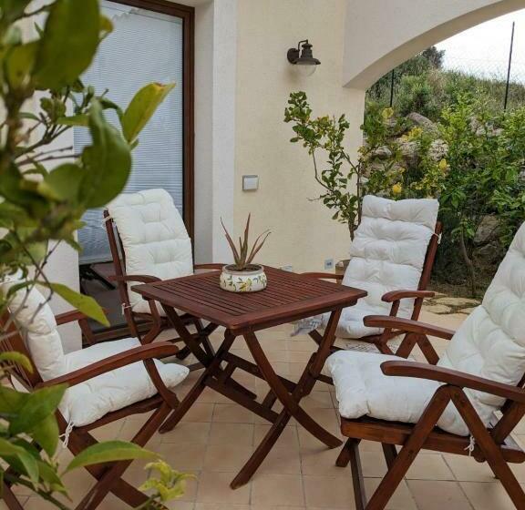 Le 3 Rose Apartments