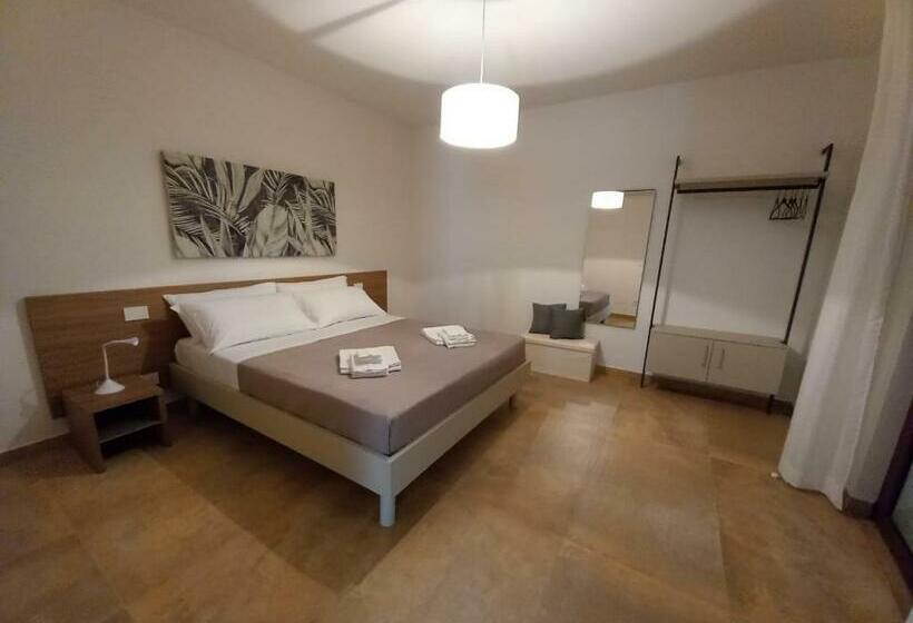 Le 3 Rose Apartments