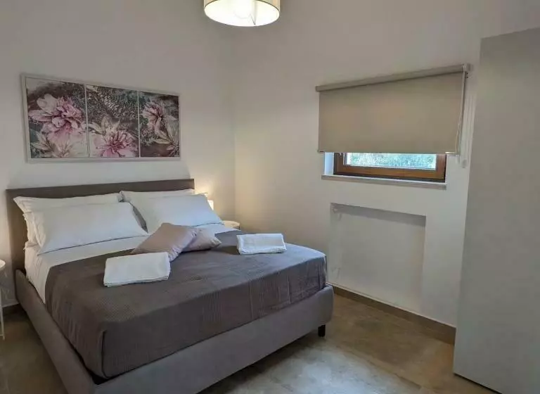 Le 3 Rose Apartments