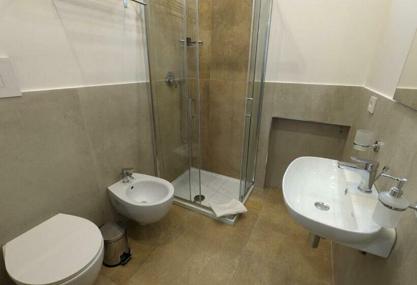 Le 3 Rose Apartments