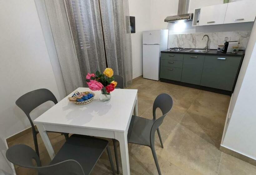 Le 3 Rose Apartments