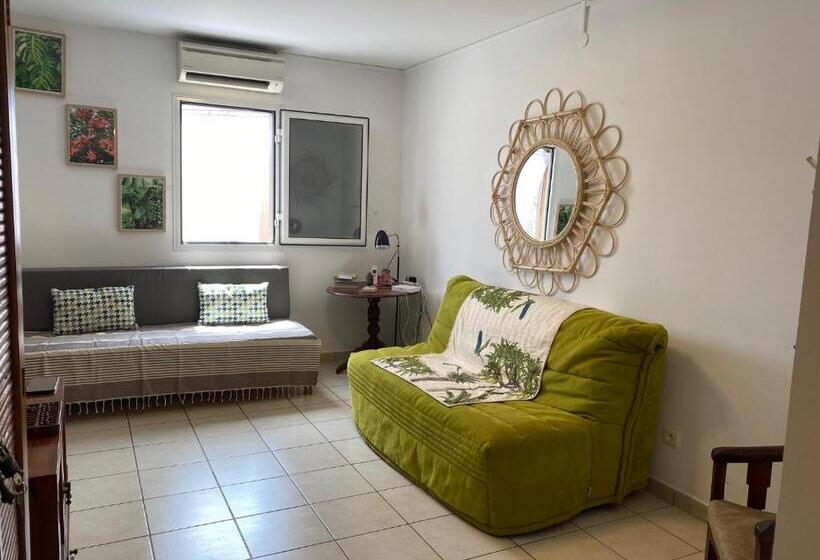 Meublé Blue Costata Proche Lagon De La Saline