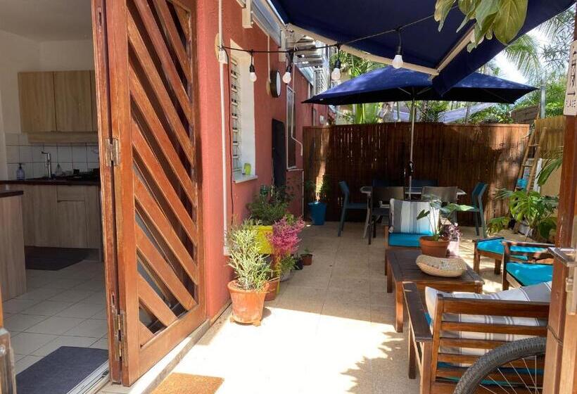 Meublé Blue Costata Proche Lagon De La Saline