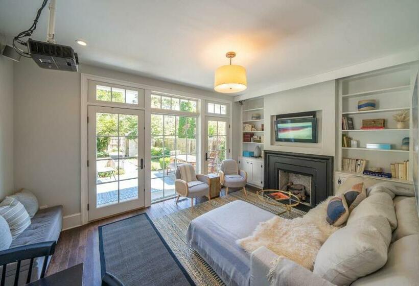 The Walton House   Historic 3bd 2 5ba With Parking