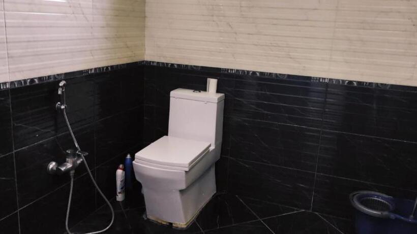 Xan Guests House Vendam