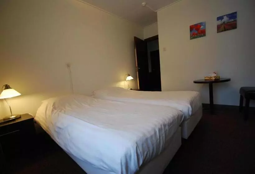 Общежитие Boutique Hotel De Rozenhof