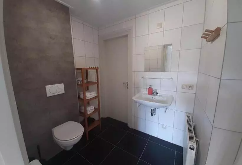 住宿加早餐  Bergopwaerts