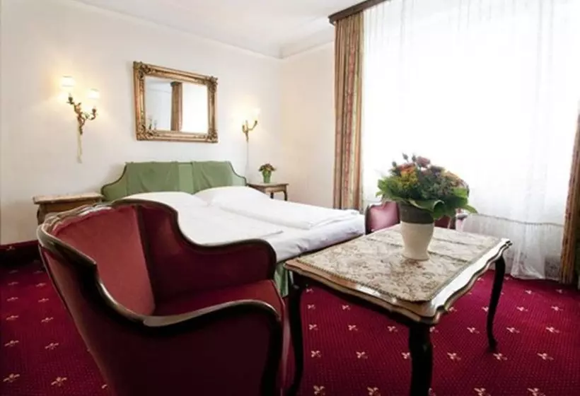 تختخواب و صبحانه Pension Suzanne