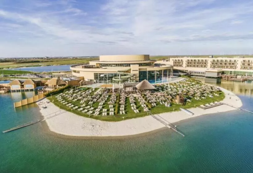 Hotelli Al Faro Lodge Am See