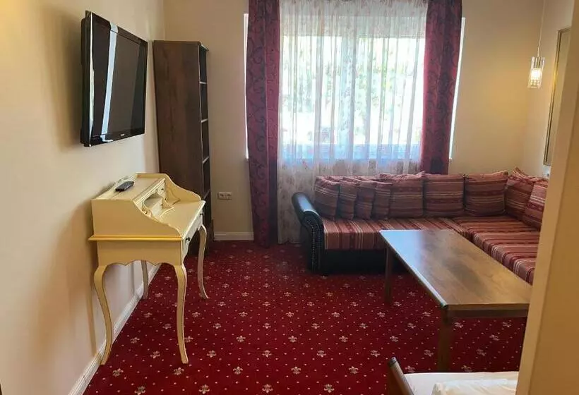 Hotelli Al Faro Lodge Am See