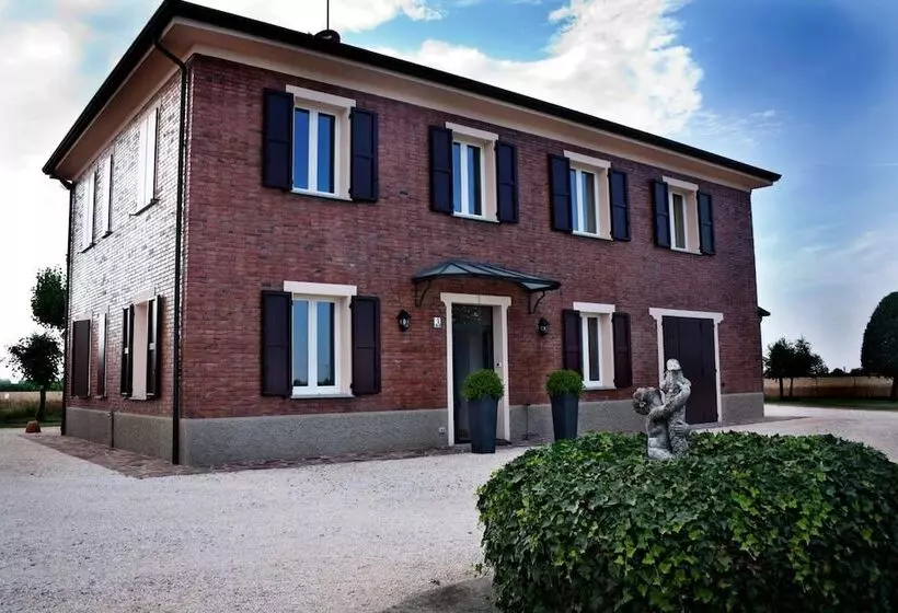 Отель Alla Corte Del Picchio Room & Breakfast