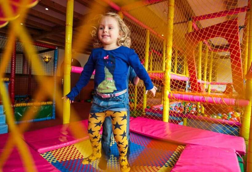 בית מלון כפרי Amicitia