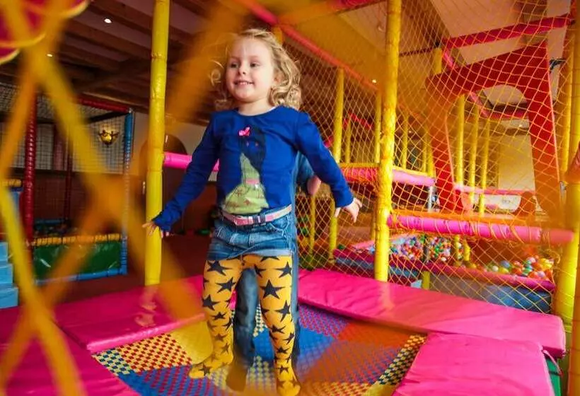 בית מלון כפרי Amicitia