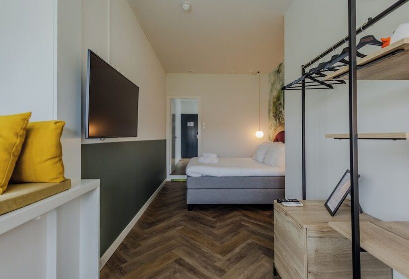 בית מלון כפרי Badhuis