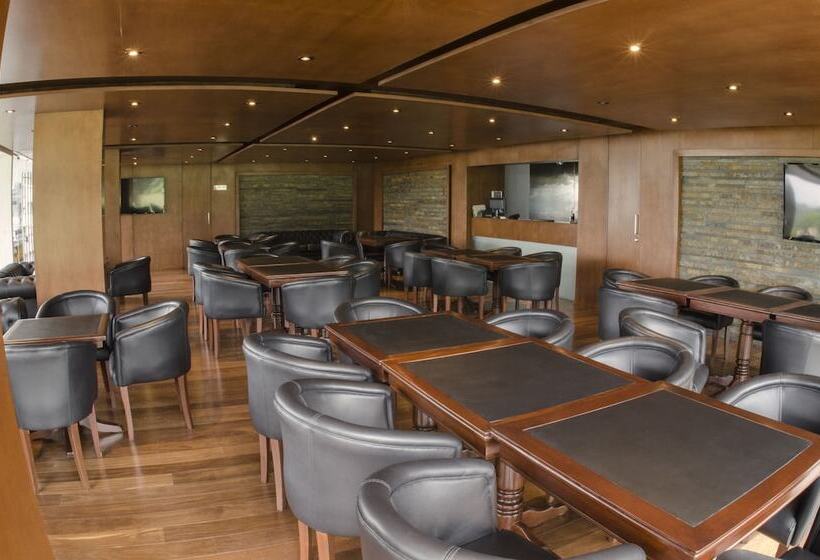 호텔 Club Campestre De Bucaramanga