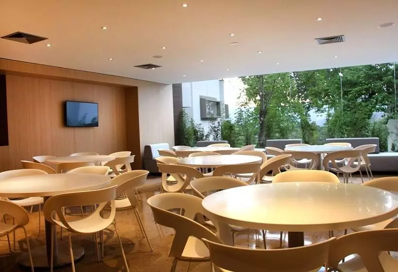 בית מלון כפרי Club Campestre De Bucaramanga