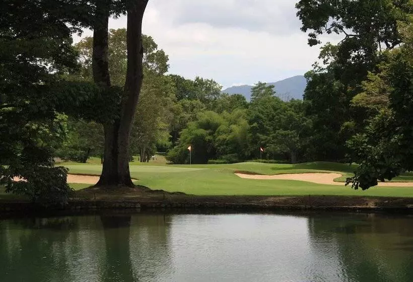 בית מלון כפרי Club Campestre De Bucaramanga