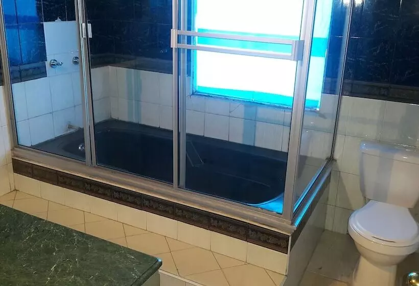 هتل Elite Del Parque Bogota