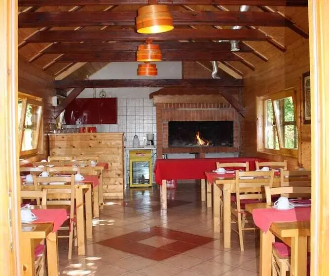 בית מלון כפרי House Hodak