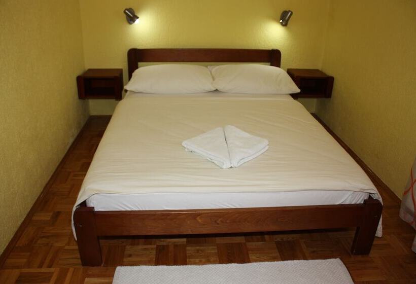 فندق House Hodak