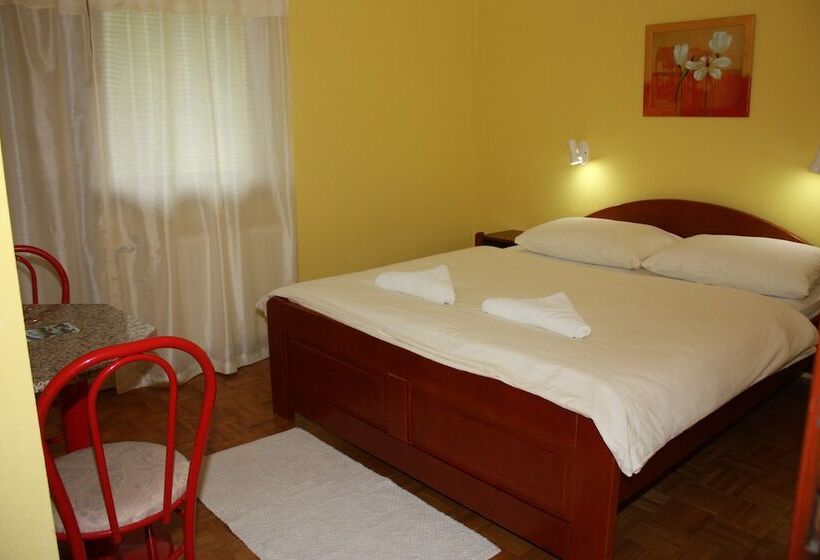 فندق House Hodak