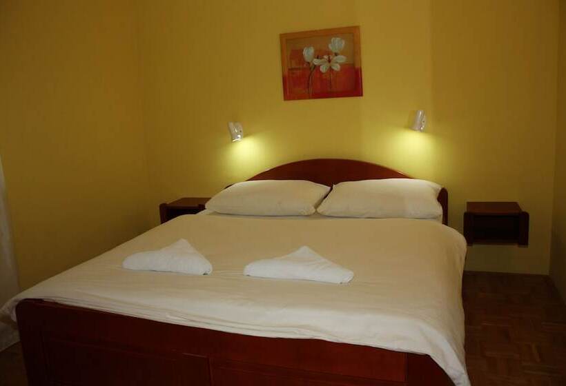 فندق House Hodak