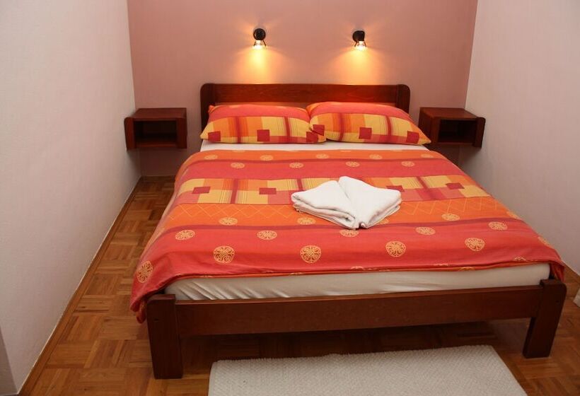 فندق House Hodak