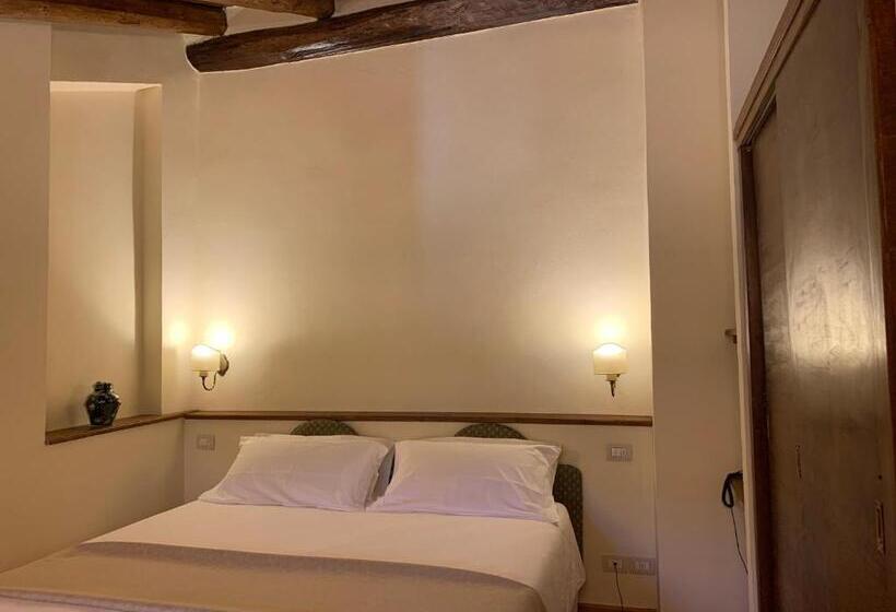 בית מלון כפרי Palazzo De Rossi