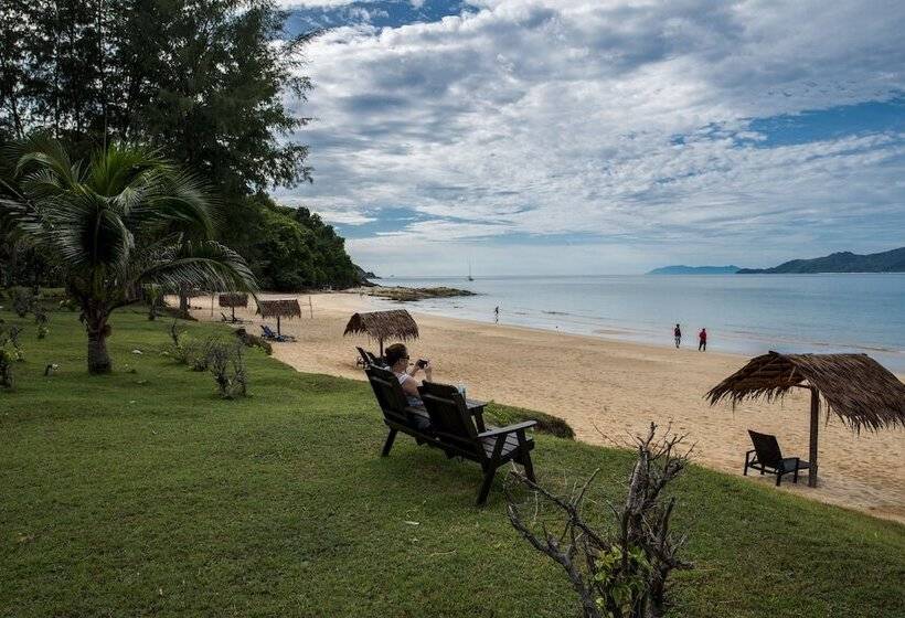 Hotel Sari Pacifica Resort & Spa Sibu Island