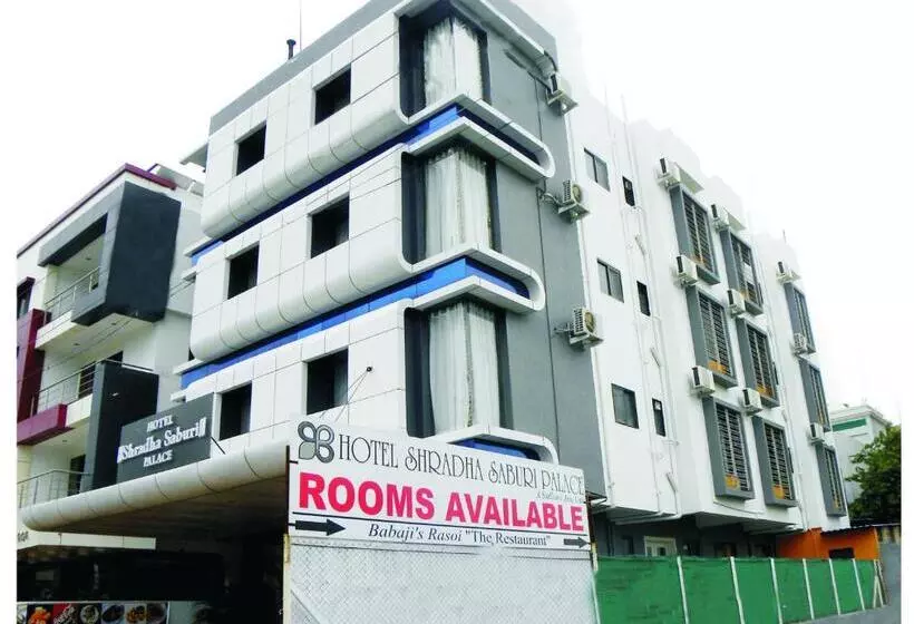 Hotelli Shradha Saburi Palace