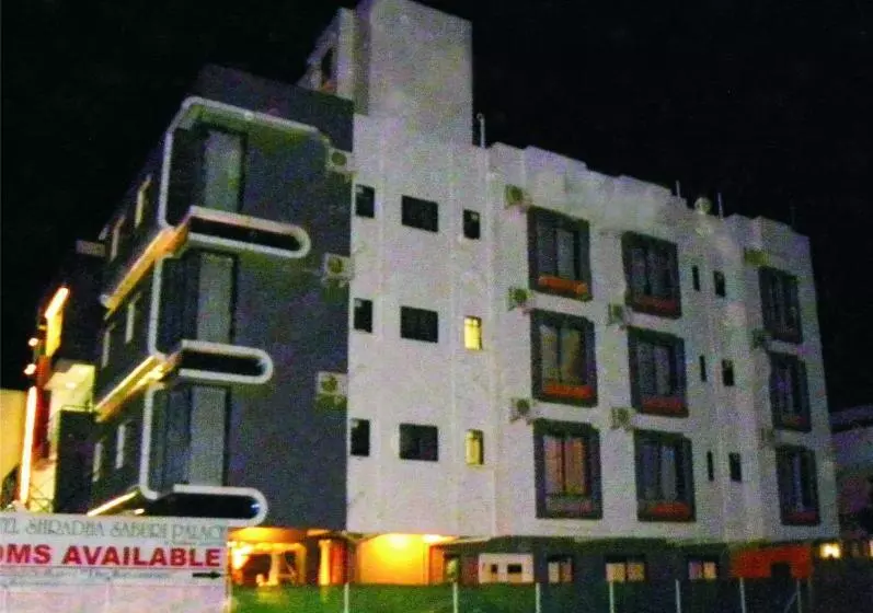 Hotelli Shradha Saburi Palace