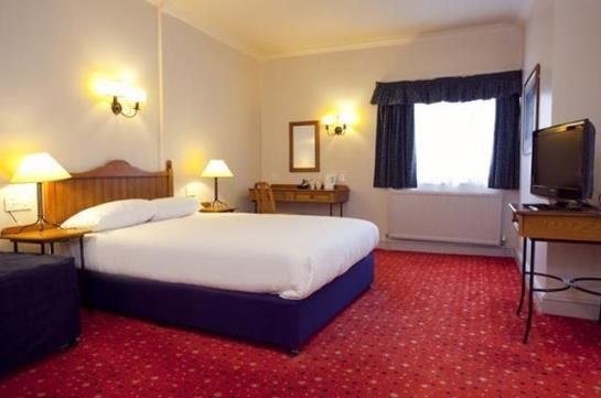 酒店 Travelodge Walton on Thames