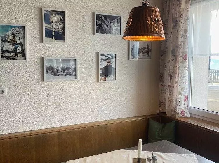 פנסיון Berggasthof Hochlitten